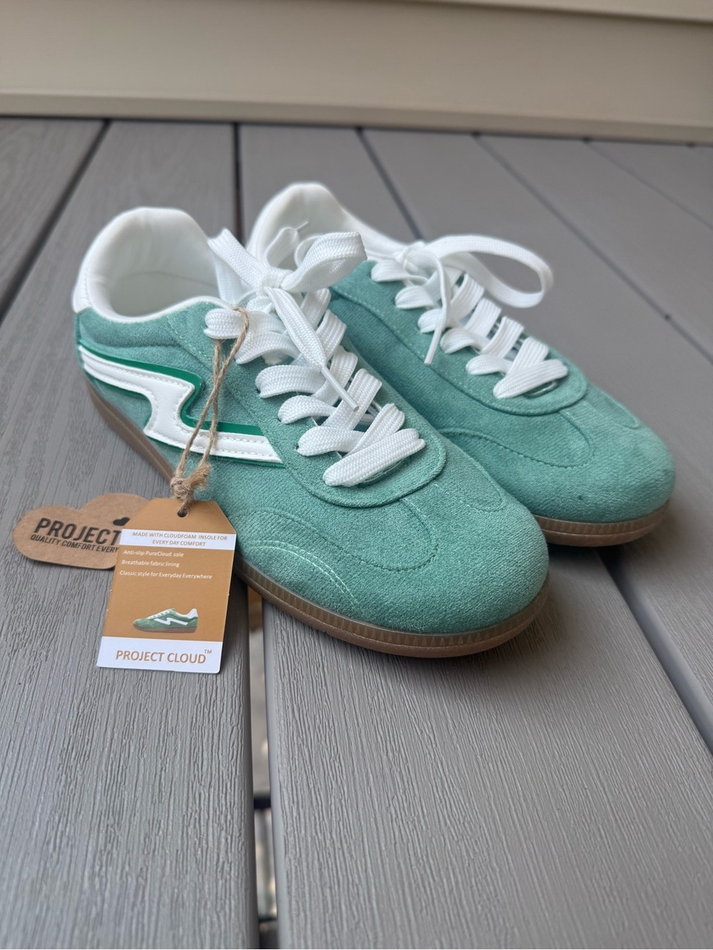 Project Cloud Irita Green Suede Retro Sneakers Women’s Size 7 NWT
